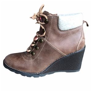 SPERRY Top Sider leather wedge boots booties